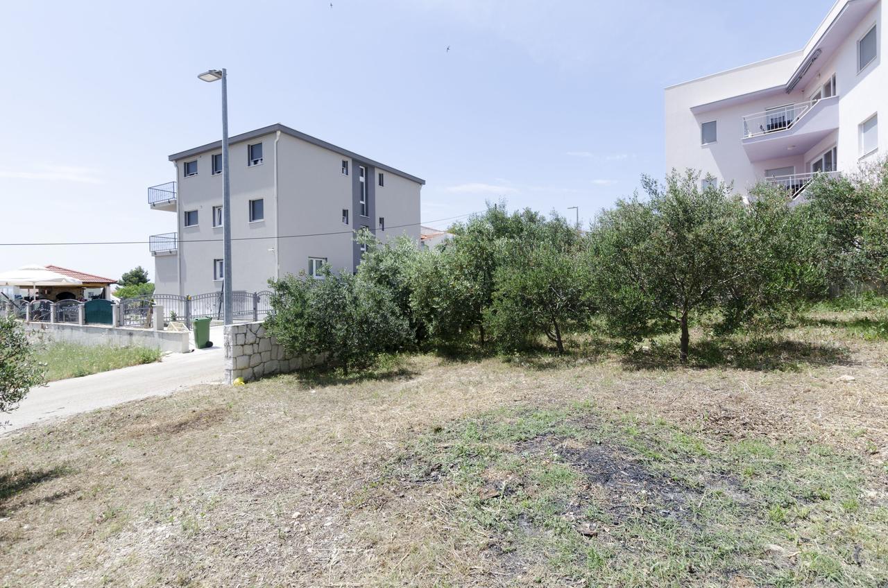 Apartments Mirko Trogir Exterior foto